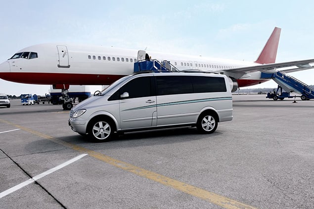 How Early Do You Really Need to Be at Crete's Airports for Airport Taxi?